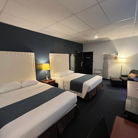 Le Voyageur Inn Mattawa Exteriér fotografie